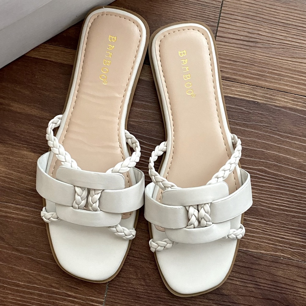 Bamboo sandals